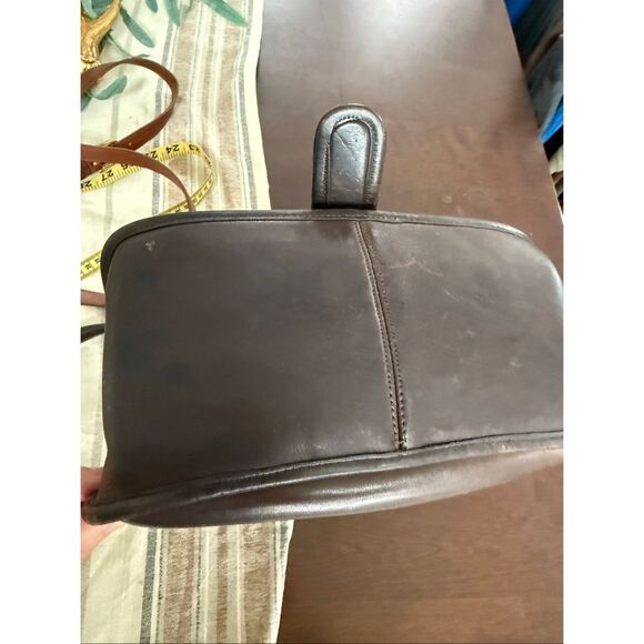 Vintage 1970s Coach Courier Pouch Shoulder Bag Mocha Dark Brown NYC - Picture 4 of 15